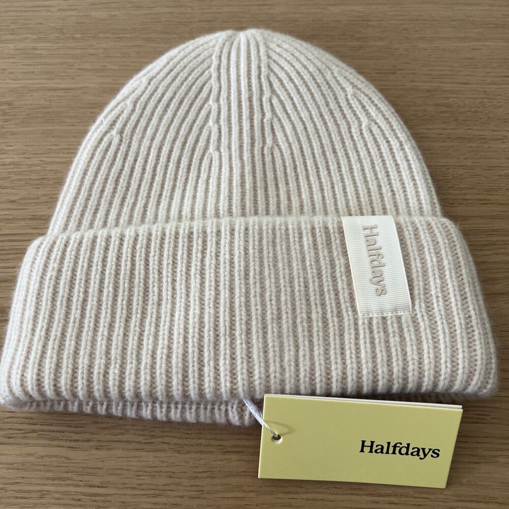Halfdays Beanie Unisex Off White 100% Merino Wool - OS - New With Tags